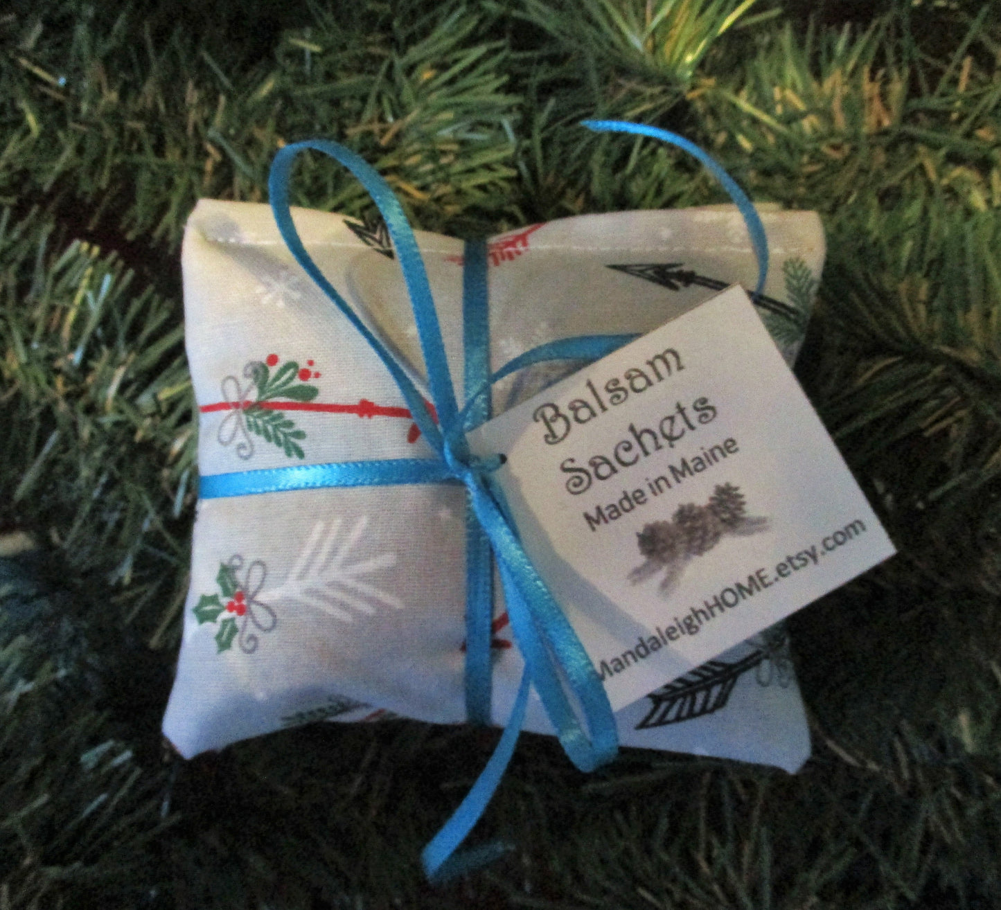 Maine Balsam Sachet Set of 3 Arrow with Christmas Greenery on Grey Fabric, Ready to Ship