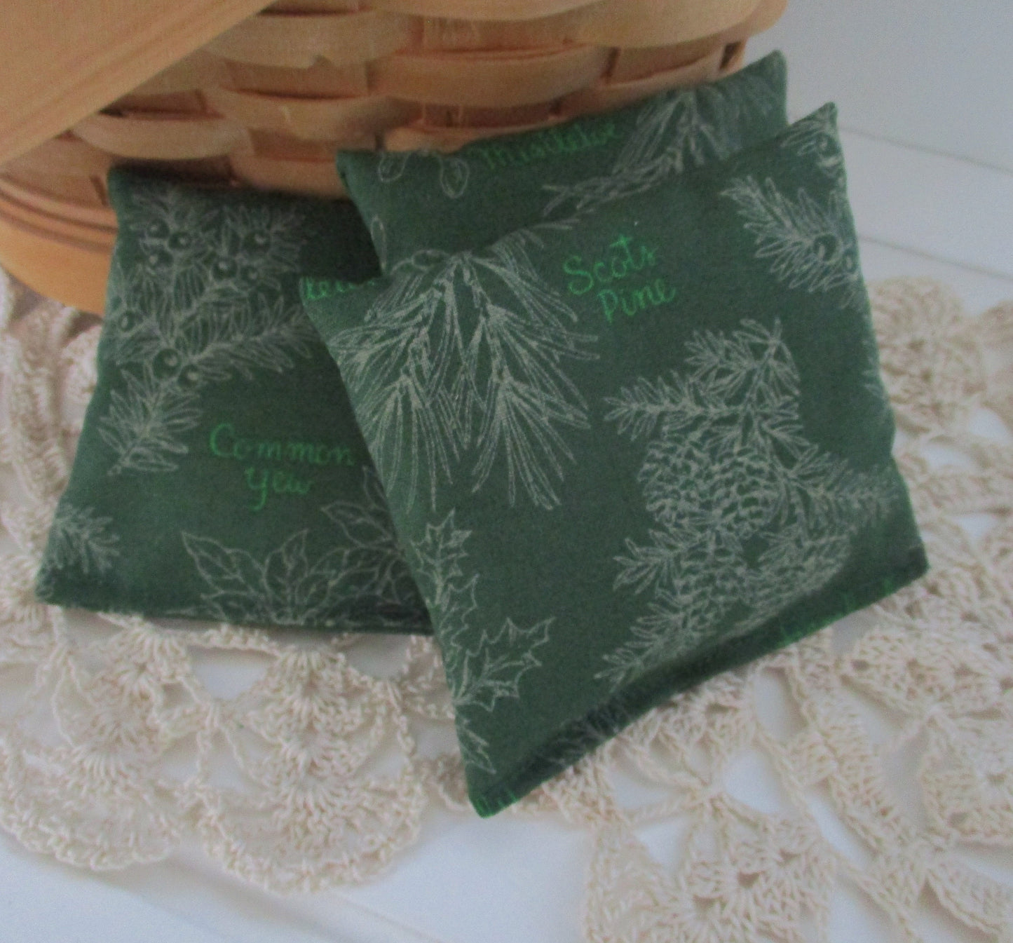 Maine Balsam Fir or Lavender Sachet set of 3 Green and White Print with Mistletoe, Holly Berry, Assorted Christmas plants