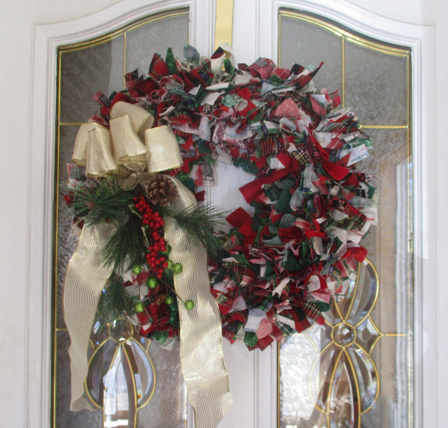 Christmas Rag Wreath with Red Green Gold Pine Cone