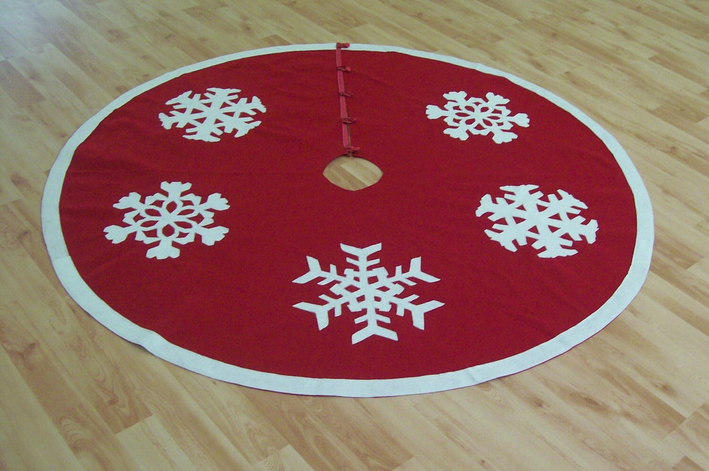 Snowflake Tree Skirt Made to order